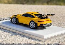 Load image into Gallery viewer, SOLO 1:64 Yellow 2021 911 GT3 RS 992 Racing Sports Model Diecast Resin Car New