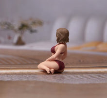 Load image into Gallery viewer, 1:64 Painted Figure Model Miniature Resin Diorama Sand Toy Sitting Bikini Woman