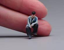 Load image into Gallery viewer, 1:64 Painted Figure Model Miniature Resin Diorama Toy Casual Man Sitting Sand