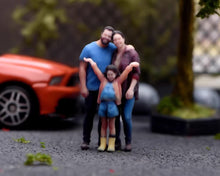 Load image into Gallery viewer, 1:64 Painted Figure Model Miniature Resin Diorama Toy Family Dad Mom Girl Set