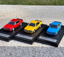 Load image into Gallery viewer, SW 1:64 E24 635 CSI Couple Classic Sports Model Diecast Metal Car New