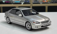 Load image into Gallery viewer, Otto 1:18 JDM Silver IS200 Sedan Sports Model Diecast Resin Car New