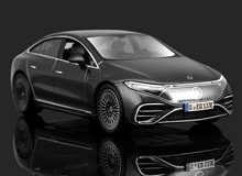 Load image into Gallery viewer, Maisto 1:27 Grey 2022 EQS EV Sedan Sports Model Toy Diecast Metal Car BN
