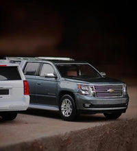 Load image into Gallery viewer, GOC 1:64 Gray 2015 Suburban Full Sized SUV Model Diecast Metal Car New Collection
