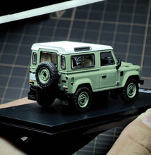 Load image into Gallery viewer, AR 1:64 Green 2015 Defender 90 Heritage ORV Sports Model Diecast Metal Car New Collection