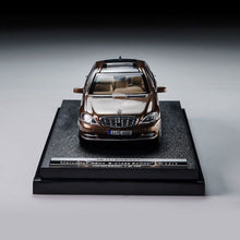 Load image into Gallery viewer, MH 1:64 Green S-Class S600L W221 Luxury Sedan Sports Model Diecast Metal Car