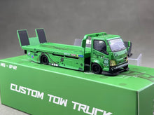 Load image into Gallery viewer, MT 1:64 Green H300 Custom Tow Flatbed Truck Dinosaur Model Diecast Metal Car