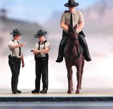 Load image into Gallery viewer, 1:64 Painted Figure Model Miniature Resin Diorama Sand American Patrol Police Collection