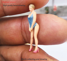 Load image into Gallery viewer, 1:64 Painted Figure Mini Model Miniature Resin Diorama Sand Sexy Girl Lady
