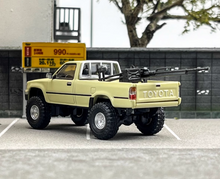 Load image into Gallery viewer, Masdi 1:64 Yellow 1995 Hilux RN80 Cab Pickup Truck Model Diecast Metal Car New Collection