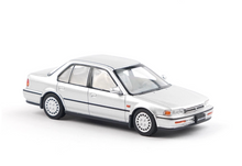 Load image into Gallery viewer, XCARTOY 1:64 Silver Accord CB7 Sedan Sport Classic Model Diecast Metal Car BN