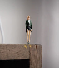 Load image into Gallery viewer, 1:64 Painted Figure Mini Model Miniature Car Scenes Resin Short Hair Girl Lady