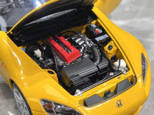 Load image into Gallery viewer, MH 1:18 Yellow JDM S2000 AP2 Sports F22C Engine Model Diecast Metal Car New Collect