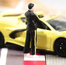 Load image into Gallery viewer, 1:64 Painted Figure Model Miniature Resin Diorama Sand Gong Fu Man Standing Cool Collection