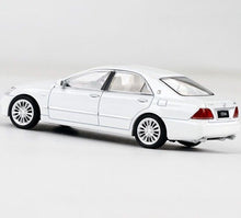 Load image into Gallery viewer, JKM 1:64 JDM 2007 Crown 12 VII Sedan Sports Model Metal Diecast Car New
