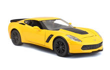 Load image into Gallery viewer, Maisto 1:24 2015 Yellow Z06 Racing Sports Model Toy Diecast Metal Car BN