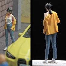 Load image into Gallery viewer, 1:64 Painted Figure Mini Model Miniature Resin Diorama Sand Yellow Shirt Girl New