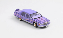 Load image into Gallery viewer, GOC 1:64 Purple CTE Fleetwood American Classic Model Diecast Metal Car New Collection