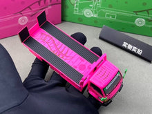Load image into Gallery viewer, MT 1:64 Pink H300 Custom Tow Flatbed Truck Dinosaur Model Diecast Metal Car