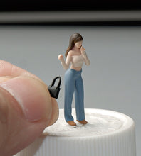 Load image into Gallery viewer, 1:64 Painted Figure Mini Model Miniature Resin Diorama Lady Brown Hair Girl Bag