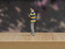 Load image into Gallery viewer, 1:64 Painted Figure Model Miniature Resin Diorama Sand Cool Polo Shrit Man Stand