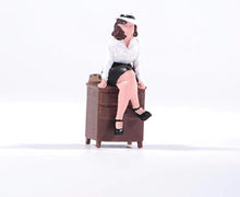 Load image into Gallery viewer, 1:64 Painted Figure Model Miniature Resin Diorama Lady Special Agent Cabinet Toy Collection