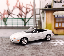 Load image into Gallery viewer, HJ 1:64 White JDM MX5 Miata Eunos Roadster Sports Model Diecast Metal Car New