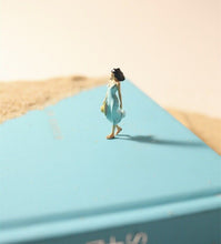 Load image into Gallery viewer, 1:64 Painted Figure Model Miniature Resin Diorama Sand Toy Beach Pool Sunbath