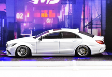 Load image into Gallery viewer, MJ 1:64 HEC White Black CLS 63 VIP Sedan Sports Model Diecast Metal Car New Collection