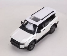 Load image into Gallery viewer, Maisto 1:24 White 2024 Land Cruiser LC250 Open Model Diecast Metal Car New Collection