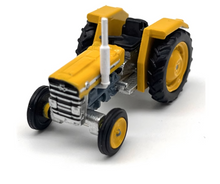 Load image into Gallery viewer, 1:76 Yellow Massey Ferguson Tractor Classic Model Diecast Metal Car New Collection