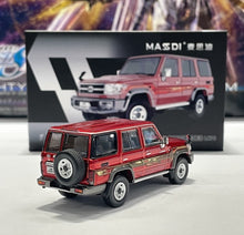 Load image into Gallery viewer, Masdi 1:64 Red Land Cruiser LC76 ORV SUV Sports Model Diecast Metal Car New Collection
