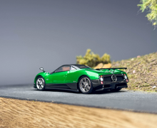 Load image into Gallery viewer, CM 1:64 Green Zonda F Sports Model Diecast Metal Car New Collection