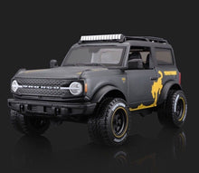 Load image into Gallery viewer, Maisto 1:24 2021 FORD Bronco Badlands SUV Off Road Sports Model Diecast Metal Car