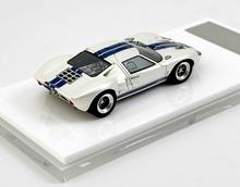 Load image into Gallery viewer, MY64 1:64 1960 GT40 MKI Racing Sports Model Diecast Resin Car New Collection