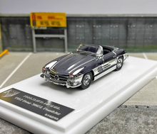 Load image into Gallery viewer, Feelslike 1:64 1957 300SL Roadster W198 Convertible Model Diecast Metal Car