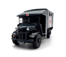Load image into Gallery viewer, 1:76 WW2 Military Austin K2 Royal Ambulance Model Diecast Metal Car New Collection