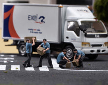 Load image into Gallery viewer, 1:64 Painted Figure Model Miniature Resin Diorama Sand Courier Porter Worker Set
