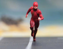 Load image into Gallery viewer, 1:64 Painted Figure Model Miniature Resin Diorama Sand Red Man Running Flash Toy New Collection