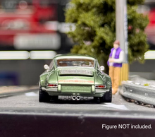 Load image into Gallery viewer, Zincit 1:64 Green 911 964 Singer Coupe Sports Model Diecast Metal Car New Collection
