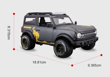 Load image into Gallery viewer, Maisto 1:24 2021 FORD Bronco Badlands SUV Off Road Sports Model Diecast Metal Car