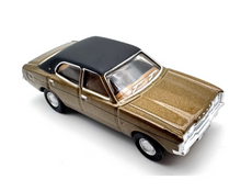 Load image into Gallery viewer, 1:76 Brown Cortina MK3 Classic Sports Model Diecast Metal Car New Collection