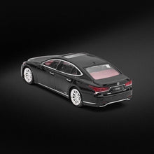 Load image into Gallery viewer, Enchery 1:64 2018 Black LS500h Luxury Sedan Sports Model Diecast Metal Car New Collection
