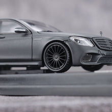 Load image into Gallery viewer, King 1:64 Matte Black AMG S65 W222 Luxury Sports Model Diecast Metal Car New Collection