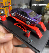 Load image into Gallery viewer, 1:64 Red Wheel Alignment Machine Garage Display Scene Model Resin For Car New