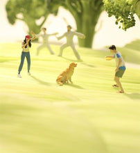 Load image into Gallery viewer, 1:64 Painted Figure Model Miniature Resin Diorama Toy Outdoor Park Scene Frisbee