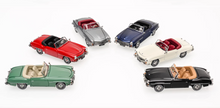 Load image into Gallery viewer, GFCC 1:64 1957 Benz 190SL Convertible Luxury Classic Model Diecast Metal Car