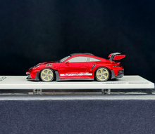Load image into Gallery viewer, 1:64 SUHE Red 992 GT3 RS Sports Model Diecast Resin Car New Collection