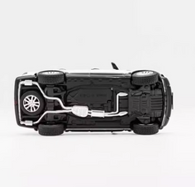 Load image into Gallery viewer, GCD 1:64 Silver Discovery 4 SUV Off Road Vehicle Model Diecast Metal Car New