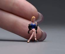 Load image into Gallery viewer, 1:64 Painted Figure Model Miniature Resin Diorama Sand Blond Sexy Lady Beauty